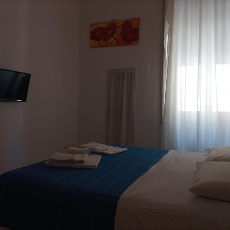 H Central Lecce Exterior photo