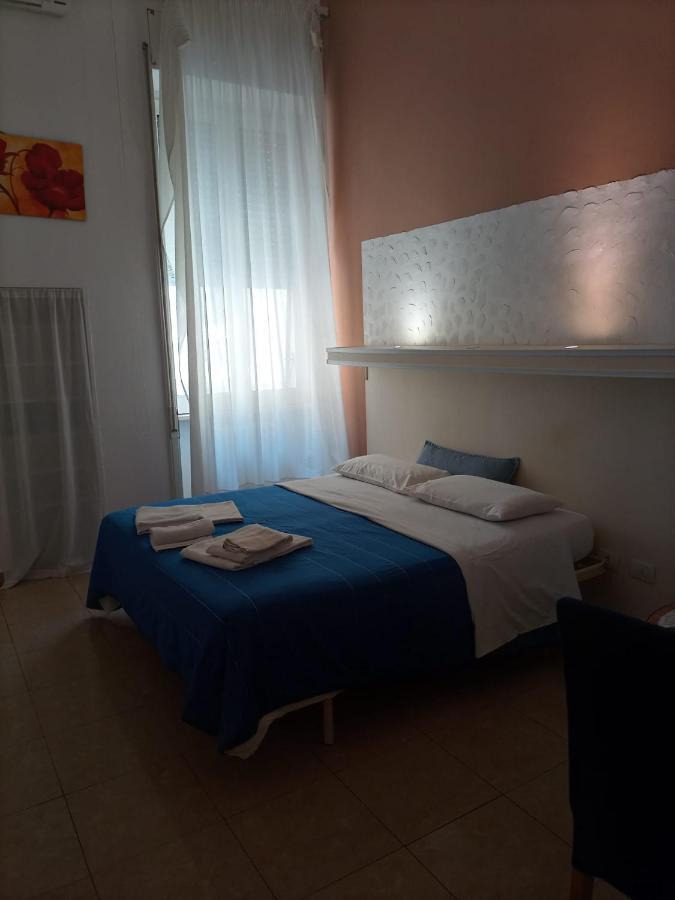 H Central Lecce Exterior photo