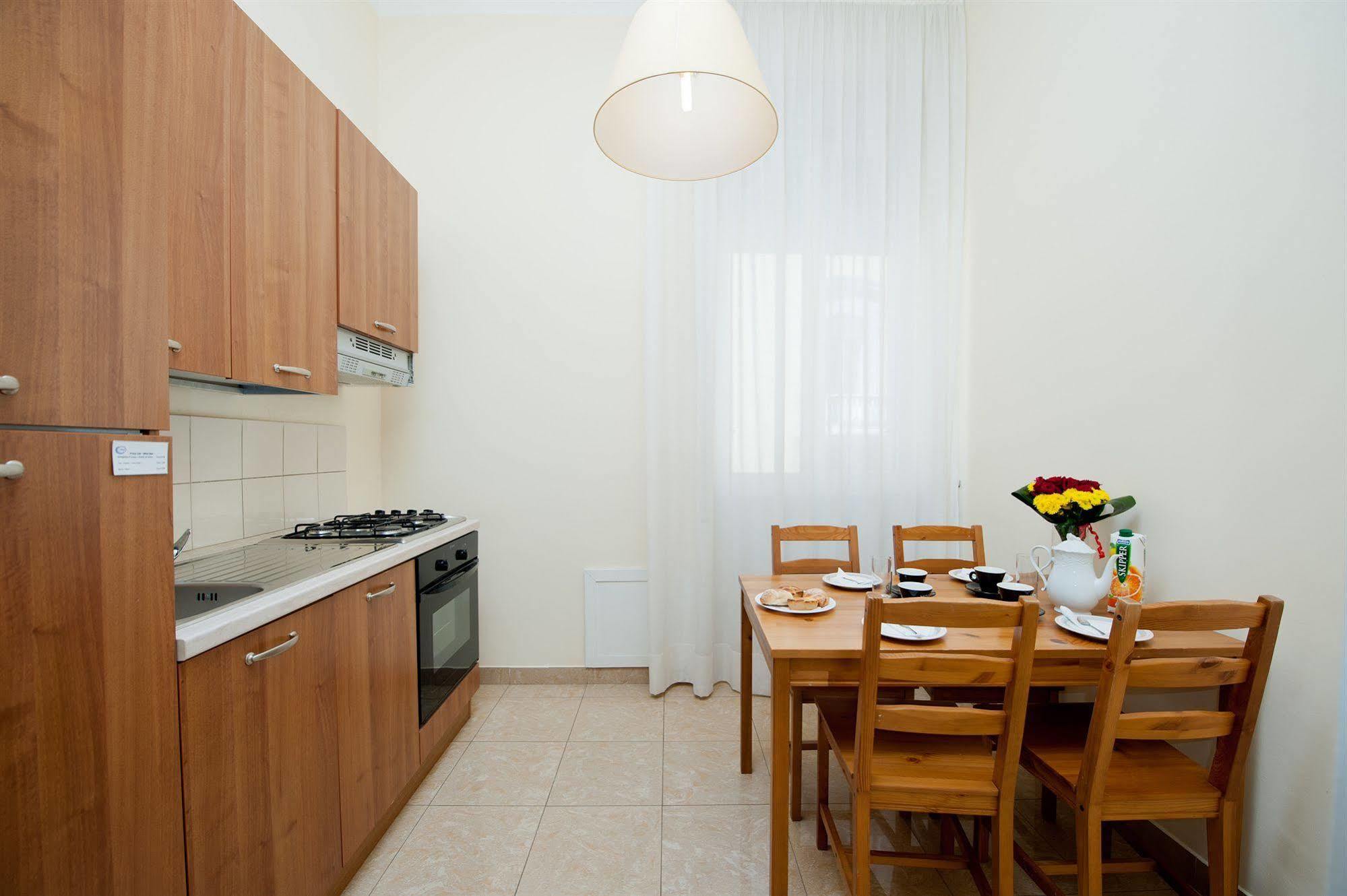 H Central Lecce Exterior photo